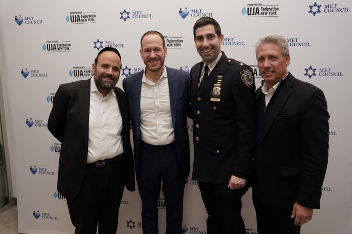 LR_Mendy Reiner, Met Council CEO David G. Greenfield, NYPD Deputy Chief Richie Taylor, Robert Morris (1)